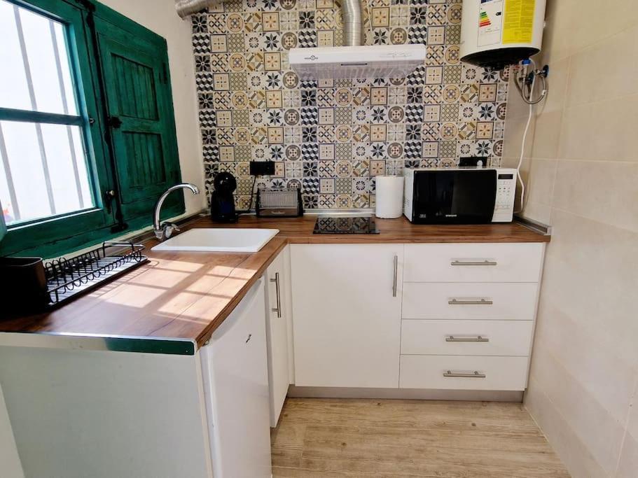 Apartamento Con Terraza Y Barbacoa 파테르나 외부 사진