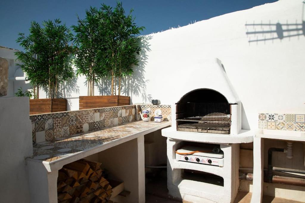 Apartamento Con Terraza Y Barbacoa 파테르나 외부 사진
