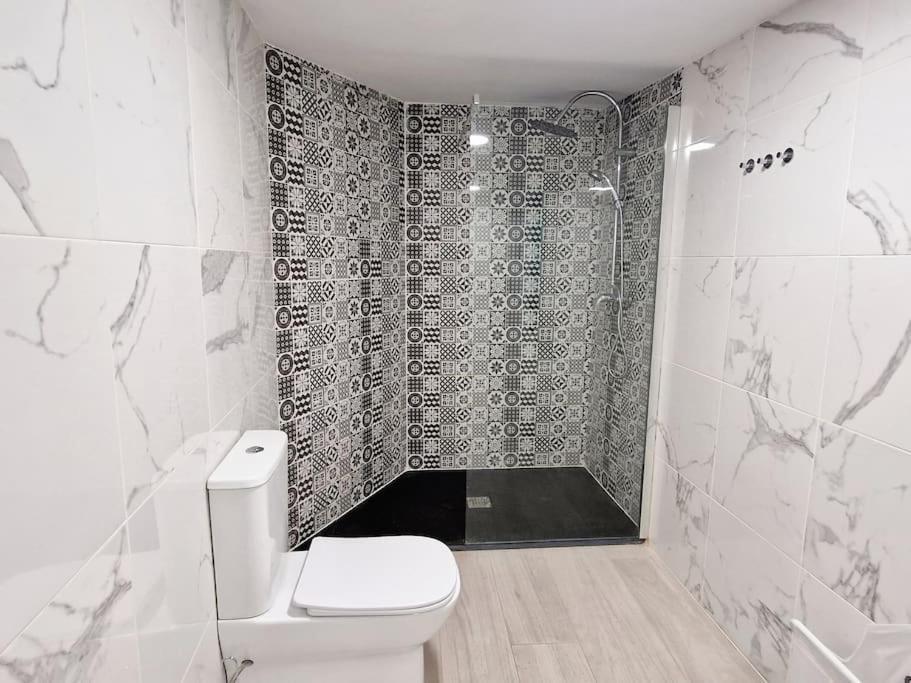 Apartamento Con Terraza Y Barbacoa 파테르나 외부 사진